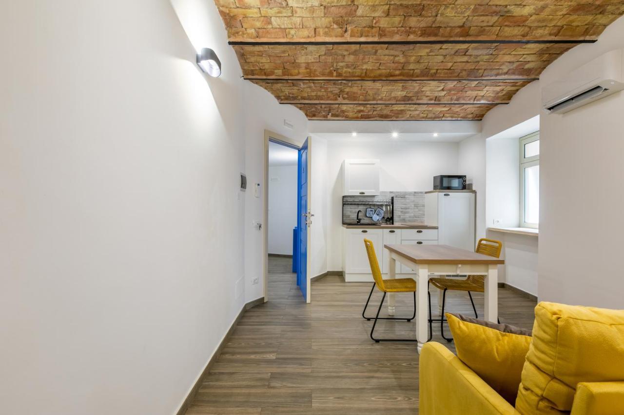 פלרמו Vittorio Emanuele Charming Central Flats מראה חיצוני תמונה