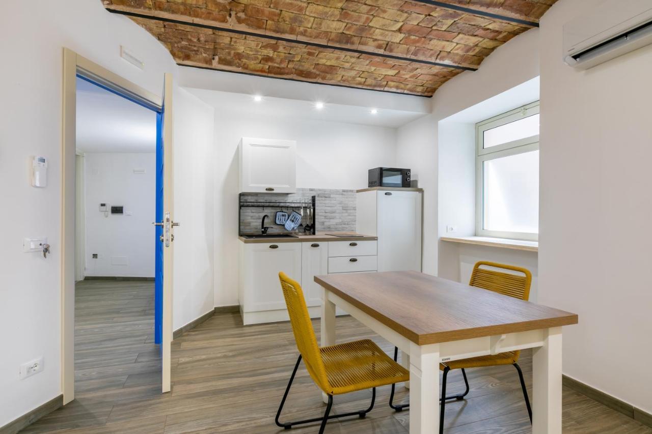 פלרמו Vittorio Emanuele Charming Central Flats מראה חיצוני תמונה